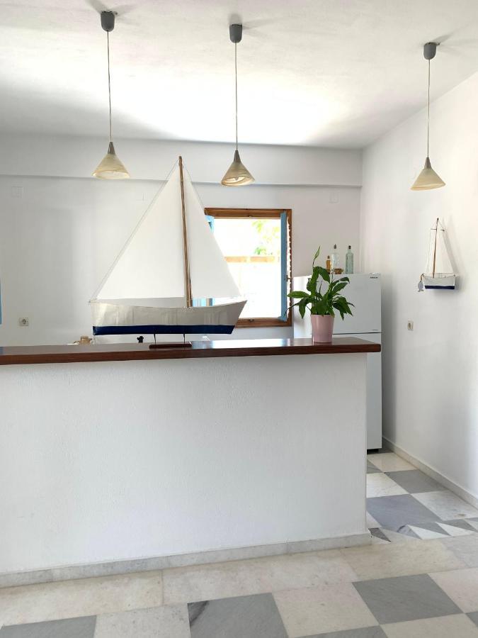 פארוס Rodia Studios & Apartments מראה חיצוני תמונה