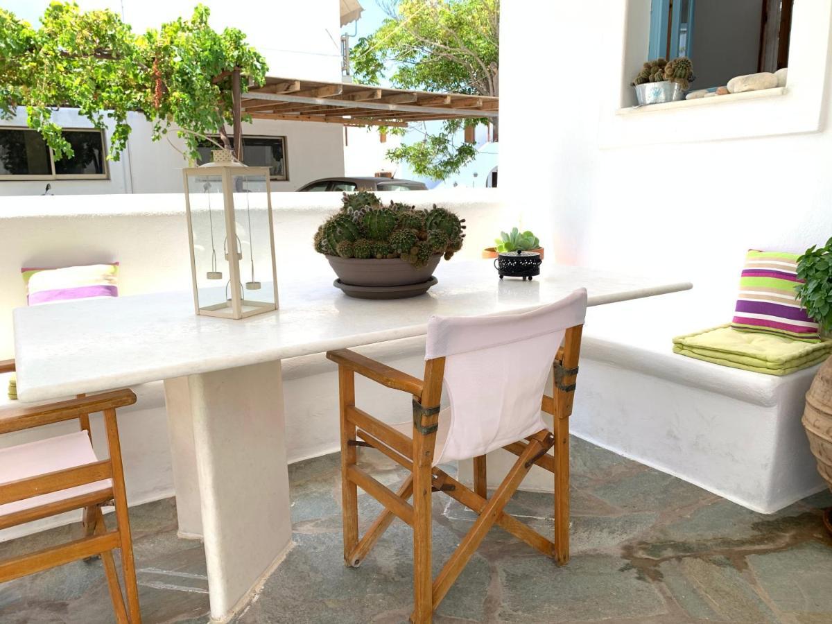 פארוס Rodia Studios & Apartments מראה חיצוני תמונה
