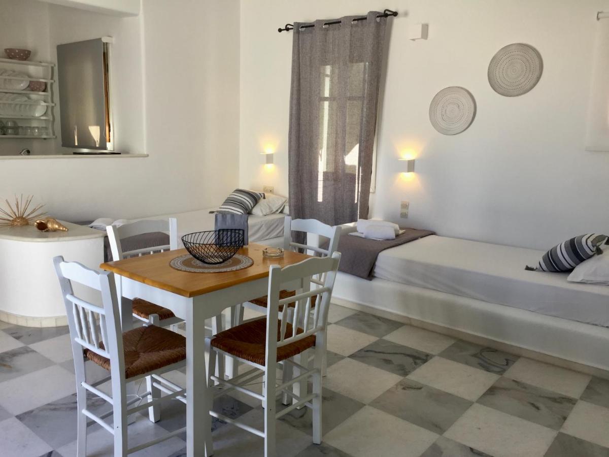 פארוס Rodia Studios & Apartments מראה חיצוני תמונה