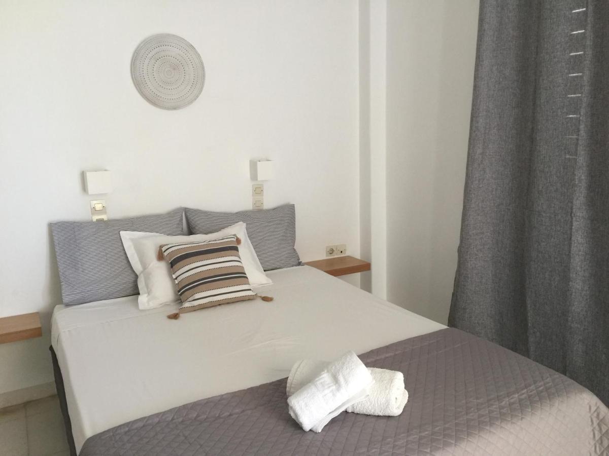 פארוס Rodia Studios & Apartments מראה חיצוני תמונה