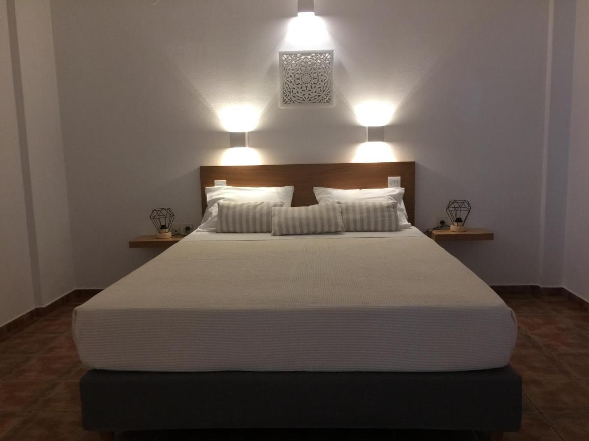 פארוס Rodia Studios & Apartments מראה חיצוני תמונה