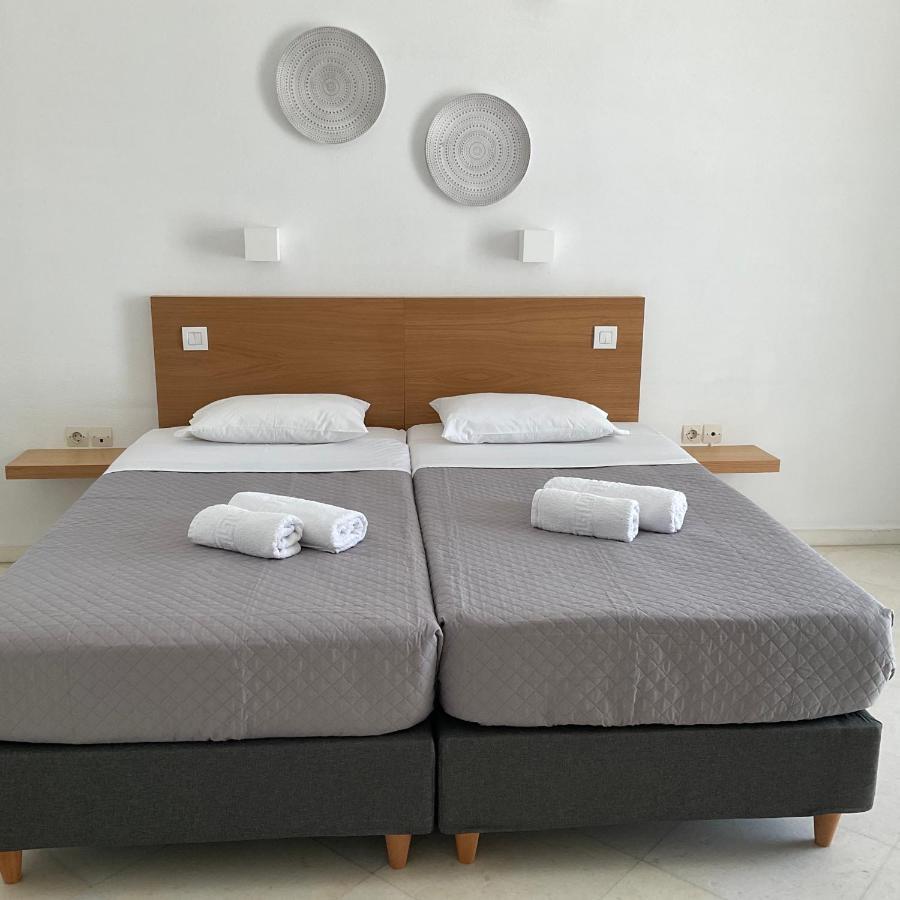 פארוס Rodia Studios & Apartments מראה חיצוני תמונה