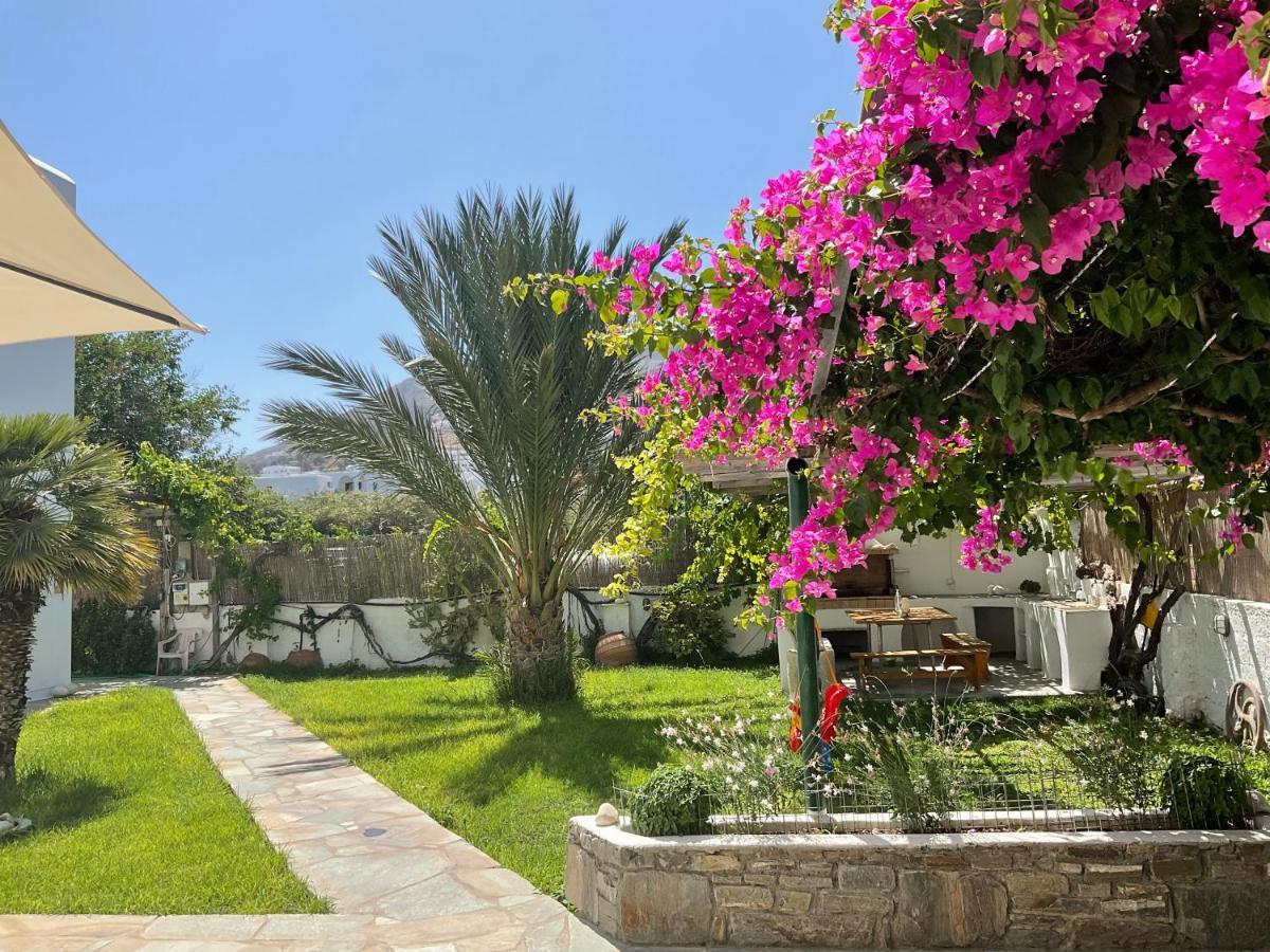 פארוס Rodia Studios & Apartments מראה חיצוני תמונה