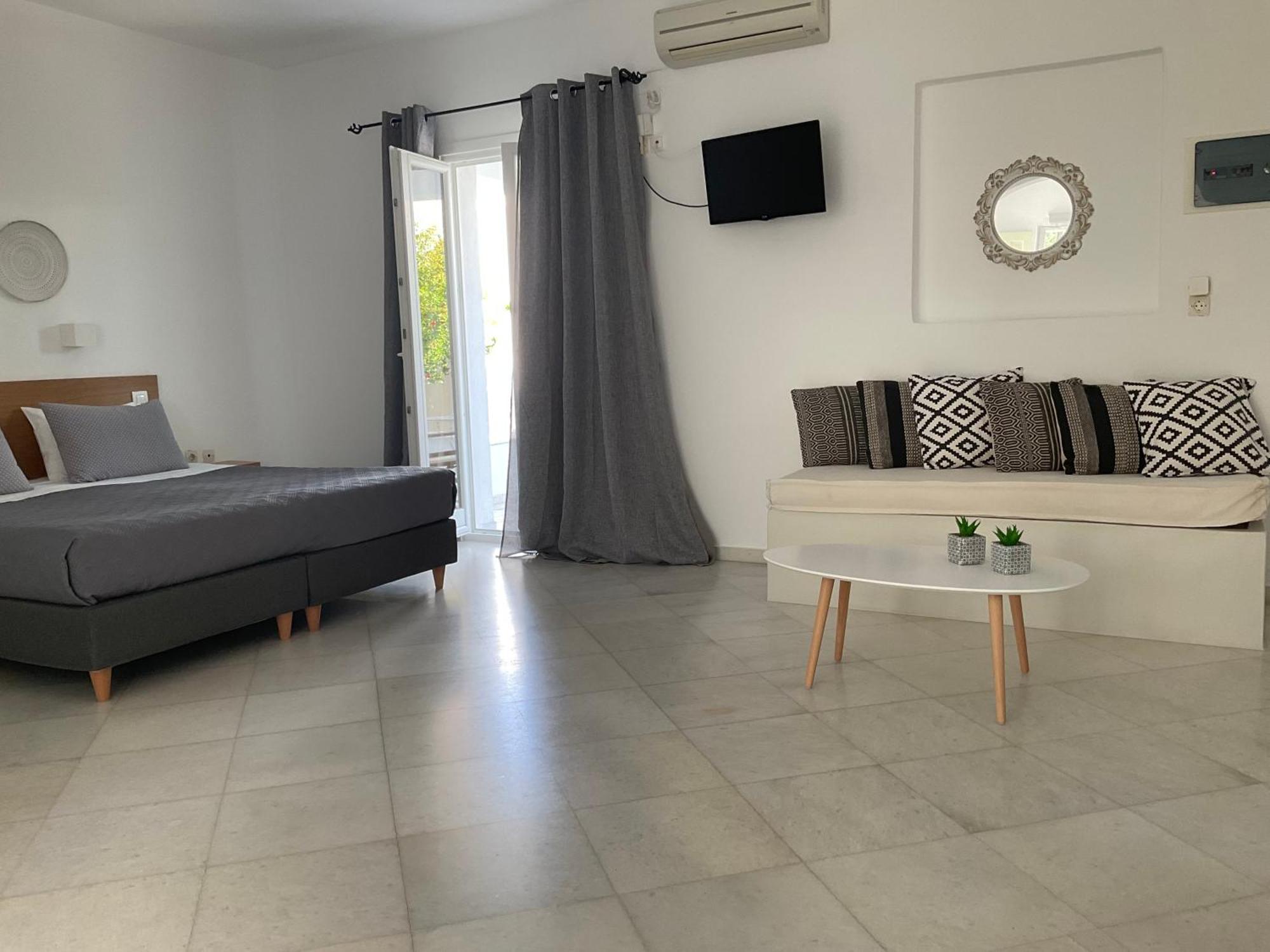 פארוס Rodia Studios & Apartments מראה חיצוני תמונה